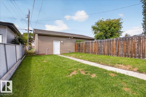 10210 151 Street Nw, Edmonton, AB - Outdoor
