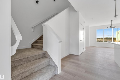 554 Ashgrove Circle, Leduc, AB - Indoor Photo Showing Other Room