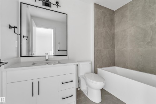 536 Ashgrove Circle, Leduc, AB - Indoor Photo Showing Bathroom