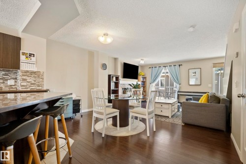 #81 4050 Savaryn Dr Sw, Edmonton, AB - Indoor