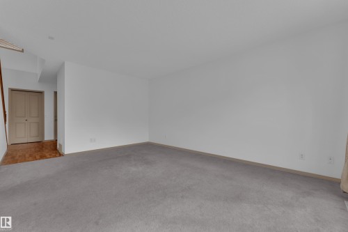 14031 136 Street Nw, Edmonton, AB - Indoor Photo Showing Other Room