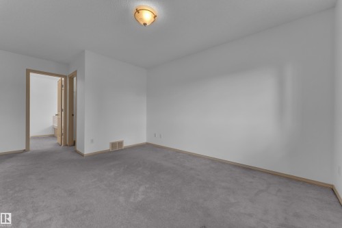 14031 136 Street Nw, Edmonton, AB - Indoor Photo Showing Other Room