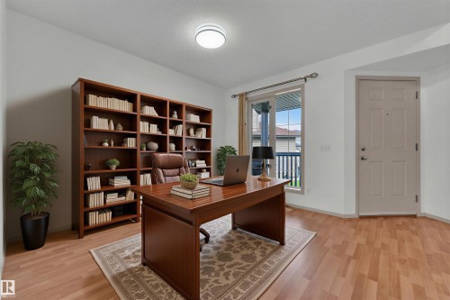 14031 136 Street Nw, Edmonton, AB - Indoor Photo Showing Office