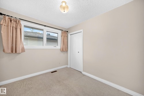 15020 88 Street Nw, Edmonton, AB - Indoor