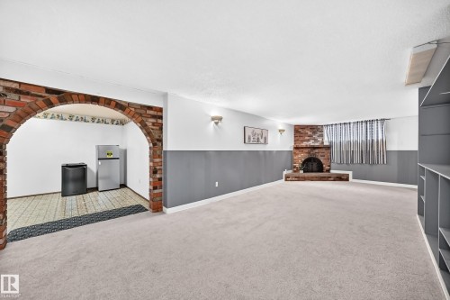 15020 88 Street Nw, Edmonton, AB - Outdoor