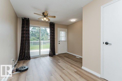3909 43 Avenue, Leduc, AB - Indoor Photo Showing Other Room