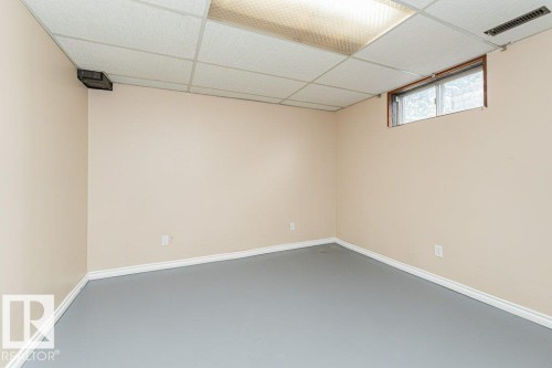 3909 43 Avenue, Leduc, AB - Indoor Photo Showing Other Room