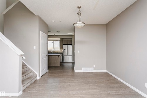 8103 Chappelle Way Sw, Edmonton, AB - Indoor Photo Showing Other Room