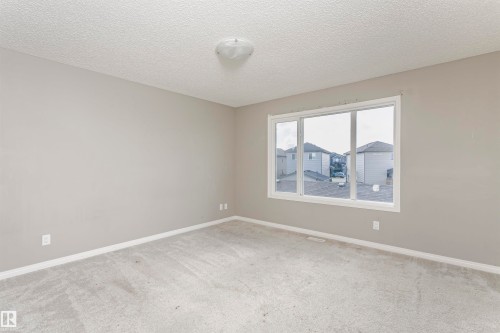 8103 Chappelle Way Sw, Edmonton, AB - Indoor Photo Showing Other Room