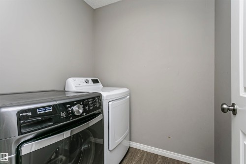 8103 Chappelle Way Sw, Edmonton, AB - Indoor Photo Showing Laundry Room
