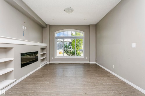 8103 Chappelle Way Sw, Edmonton, AB - Indoor With Fireplace
