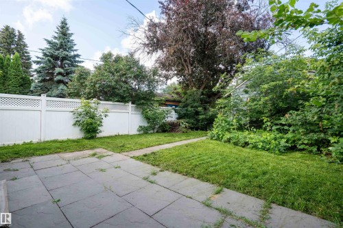 10330 76 Street Nw, Edmonton, AB - Outdoor