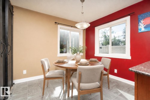 10330 76 Street Nw, Edmonton, AB - Indoor Photo Showing Dining Room