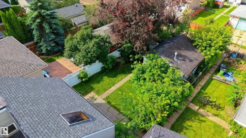 10330 76 Street Nw, Edmonton, AB - Outdoor