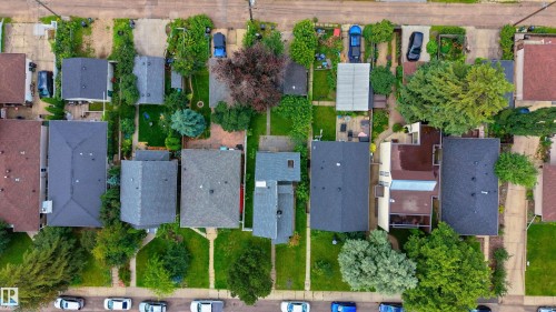 10330 76 Street Nw, Edmonton, AB - Outdoor