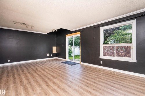 10330 76 Street Nw, Edmonton, AB - Indoor Photo Showing Other Room