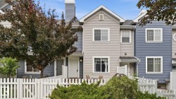 #58 8304 11 AV SW Edmonton, AB T6X 1J8