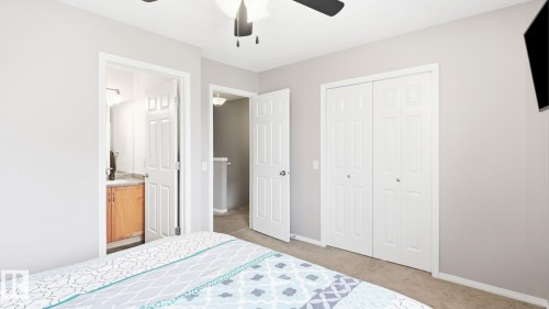 #58 8304 11 Av Sw, Edmonton, AB - Indoor Photo Showing Bedroom