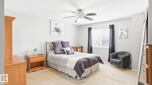 #58 8304 11 Av Sw, Edmonton, AB - Indoor Photo Showing Bedroom