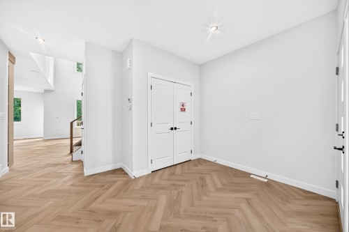 55 Meadowgrove Lane, Spruce Grove, AB - Indoor Photo Showing Other Room