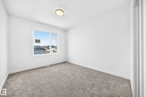 55 Meadowgrove Lane, Spruce Grove, AB - Indoor Photo Showing Other Room