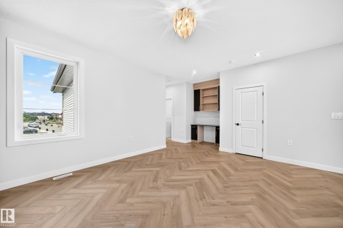 55 Meadowgrove Lane, Spruce Grove, AB - Indoor Photo Showing Other Room