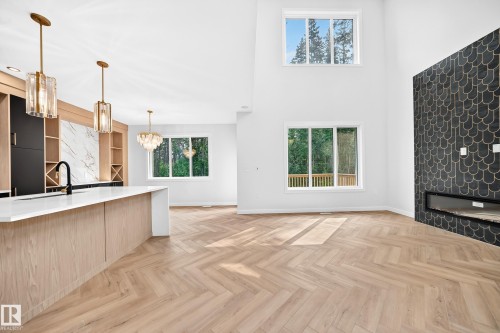 55 Meadowgrove Lane, Spruce Grove, AB - Indoor Photo Showing Other Room