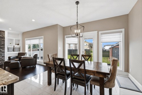 182 Woodhill Lane, Fort Saskatchewan, AB - Indoor Photo Showing Dining Room