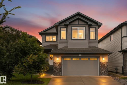 182 WOODHILL Lane   Fort Saskatchewan, AB T8L 0L5