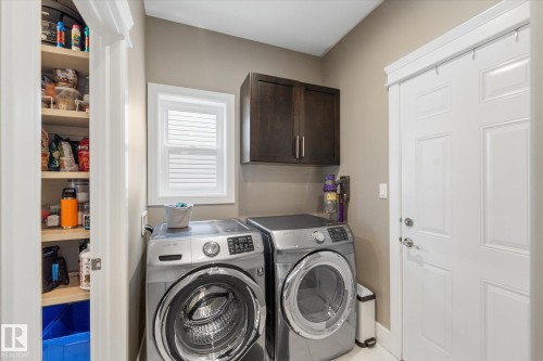 182 Woodhill Lane, Fort Saskatchewan, AB - Indoor Photo Showing Laundry Room