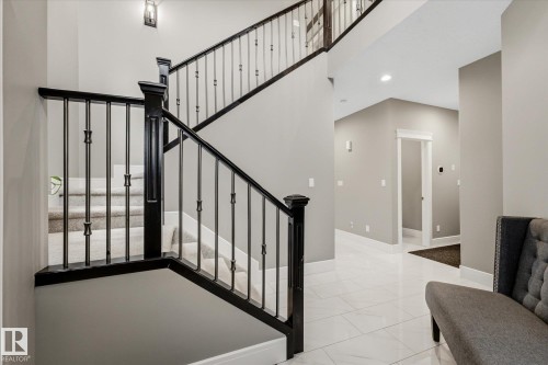 182 Woodhill Lane, Fort Saskatchewan, AB - Indoor Photo Showing Other Room