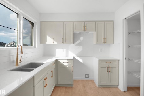 1423 9 Street Nw, Edmonton, AB - Indoor Photo Showing Kitchen With Double Sink