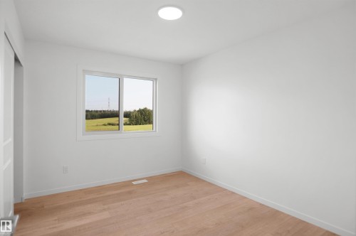 1423 9 Street Nw, Edmonton, AB - Indoor Photo Showing Other Room