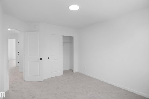 #33 19904 31 Av Nw, Edmonton, AB - Indoor Photo Showing Other Room