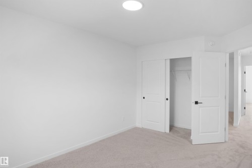 #33 19904 31 Av Nw, Edmonton, AB - Indoor Photo Showing Other Room