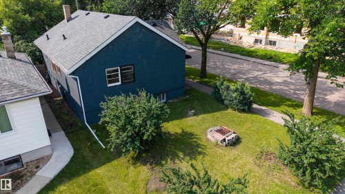 8759 78 Avenue Nw, Edmonton, AB - Outdoor