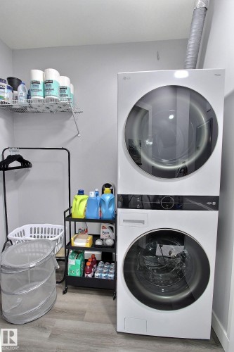 #3207 7347 South Terwillegar Dr Nw, Edmonton, AB - Indoor Photo Showing Laundry Room