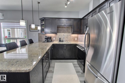#3207 7347 South Terwillegar Dr Nw, Edmonton, AB - Indoor Photo Showing Kitchen With Upgraded Kitchen