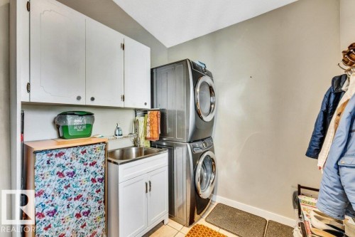 72 Ekota Crescent Nw, Edmonton, AB - Indoor Photo Showing Laundry Room