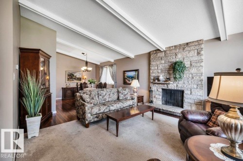 72 Ekota Crescent Nw, Edmonton, AB - Indoor Photo Showing Living Room With Fireplace