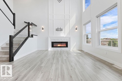 9331 181 Avenue Nw, Edmonton, AB - Indoor With Fireplace
