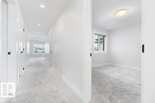 9331 181 Avenue Nw, Edmonton, AB - Indoor Photo Showing Other Room