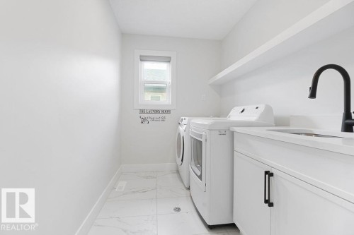 9331 181 Avenue Nw, Edmonton, AB - Indoor Photo Showing Laundry Room
