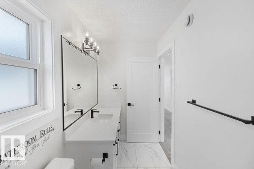 9331 181 Avenue Nw, Edmonton, AB - Indoor Photo Showing Other Room