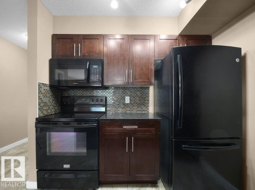 #307 5370 Chappelle Rd Sw, Edmonton, AB - Indoor Photo Showing Kitchen