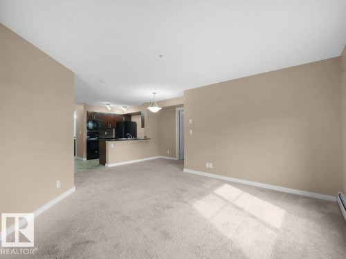 #307 5370 Chappelle Rd Sw, Edmonton, AB - Indoor
