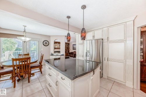 17416 53 Avenue Nw, Edmonton, AB - Indoor