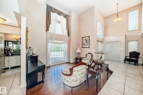 17416 53 Avenue Nw, Edmonton, AB - Indoor