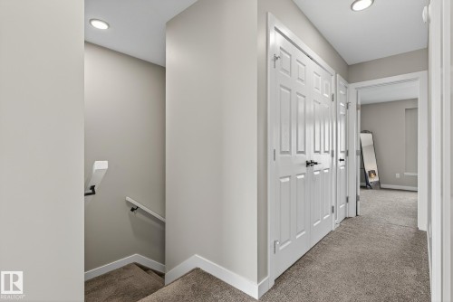 16635 30 Avenue Sw, Edmonton, AB - Indoor Photo Showing Other Room