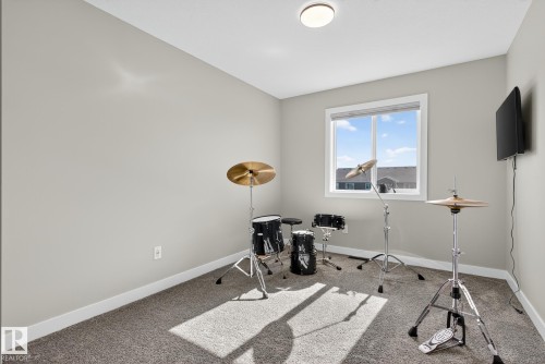 16635 30 Avenue Sw, Edmonton, AB - Indoor